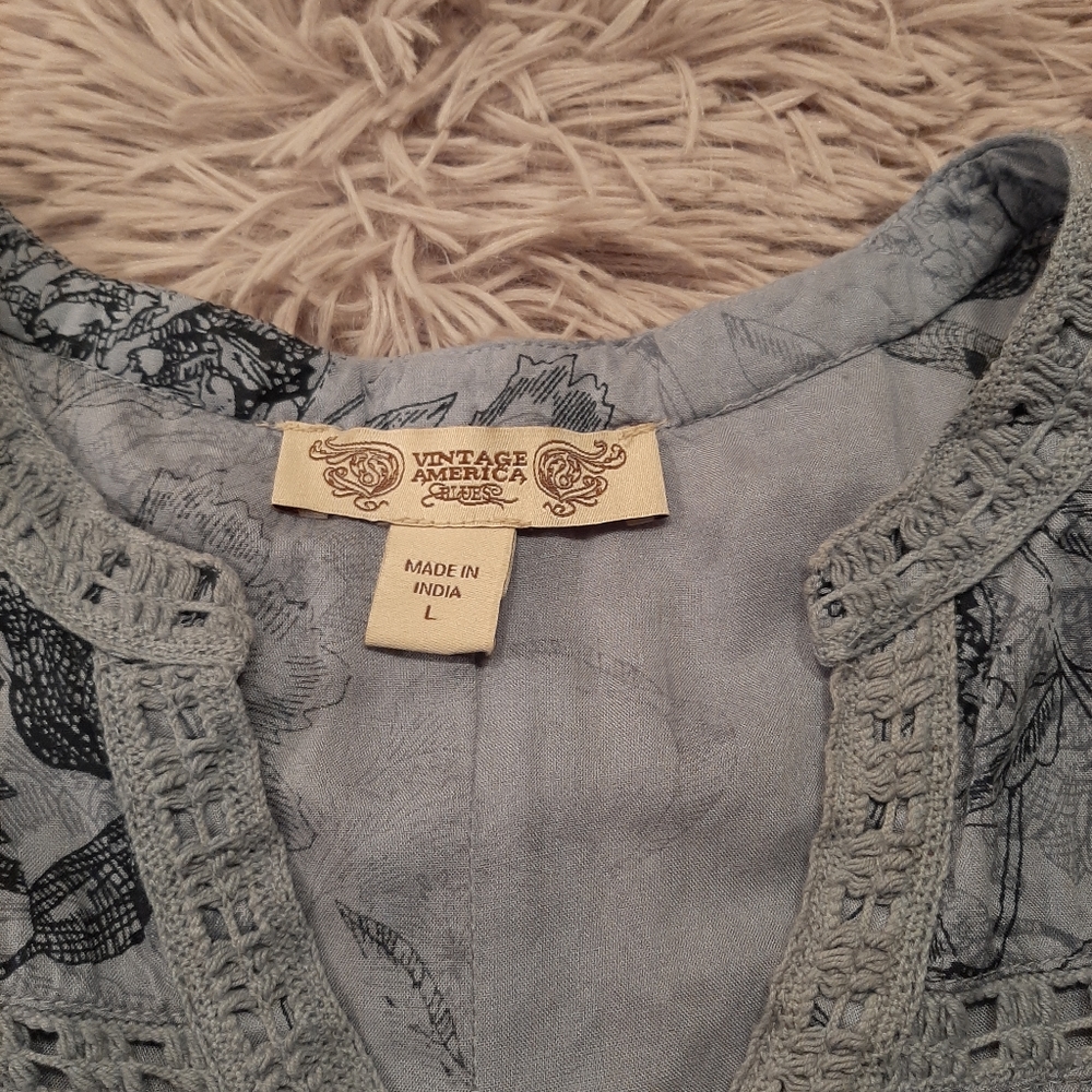 VINTAGE AMERICA Women's Blue Floral Size Large